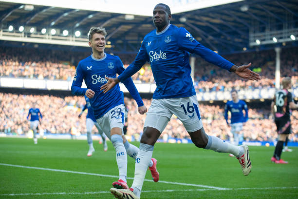 西亚门将 西亚门将