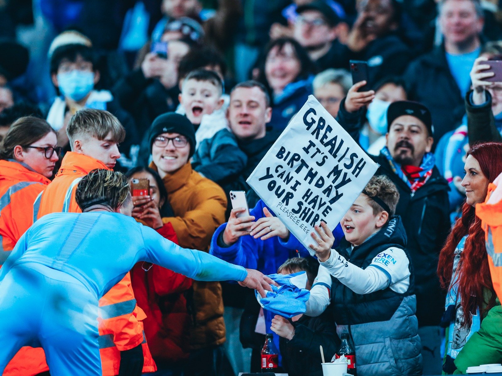 每体：巴埃纳梦想加盟巴萨，此前他曾拒绝英超球队报价